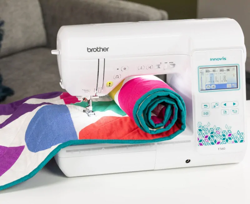 Šicí stroj Brother Innov-Is F560